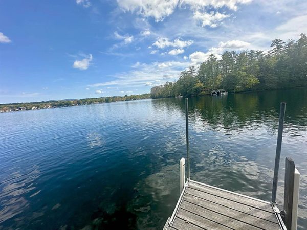 Lake Winnisquam NH Cottages